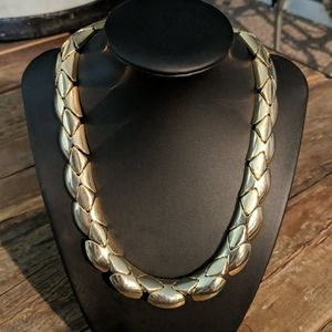 Vintage Costume Jewelry Necklace.